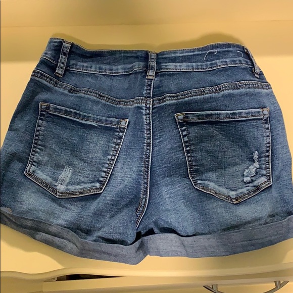 Miami shorts! - Picture 3 of 3